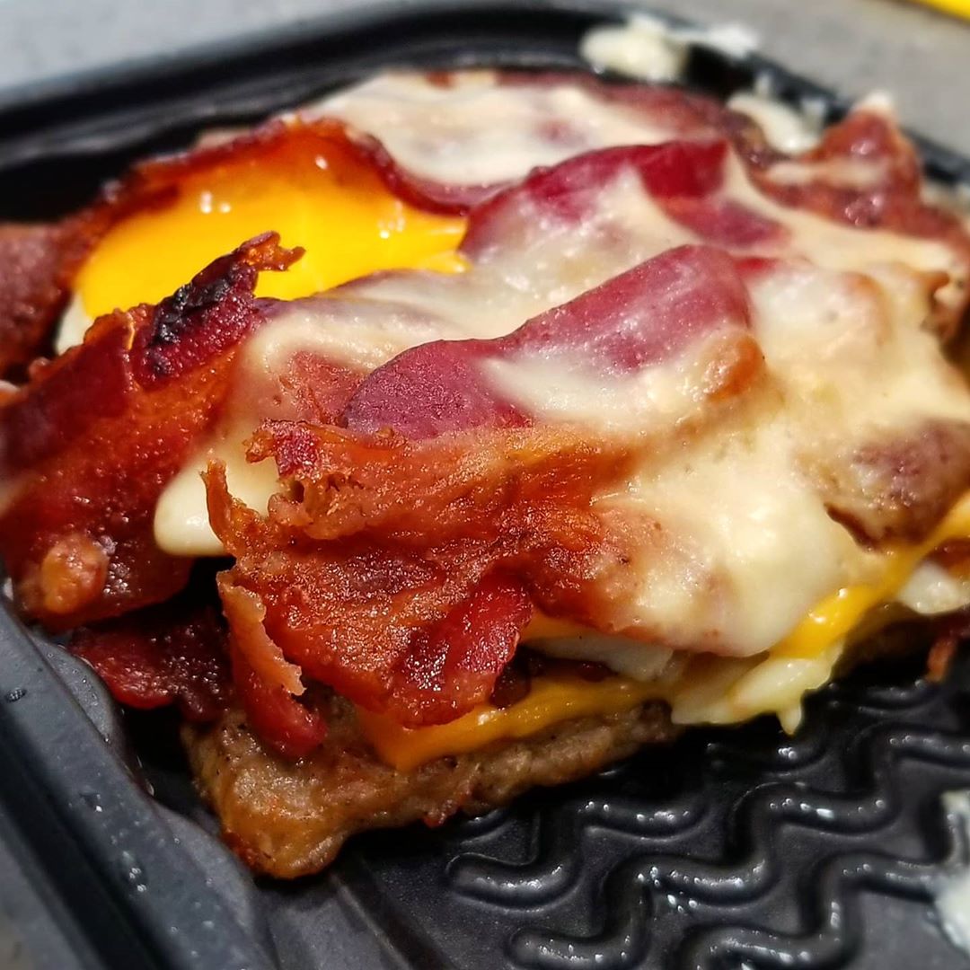 The @wendys Breakfast Baconator has definitely lived up to the hype. I could easily…